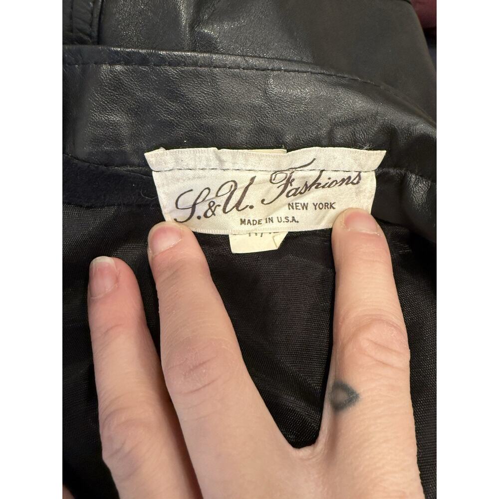 Vintage Black Leather Midi Skirt – Made in USA – S. & U. Fashions New York - Picture 5 of 7